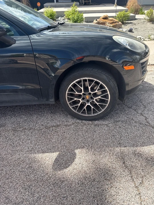 2016 Porsche Macan S - Image 9 of 14
