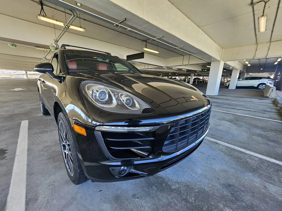 2016 Porsche Macan S - Image 2 of 12