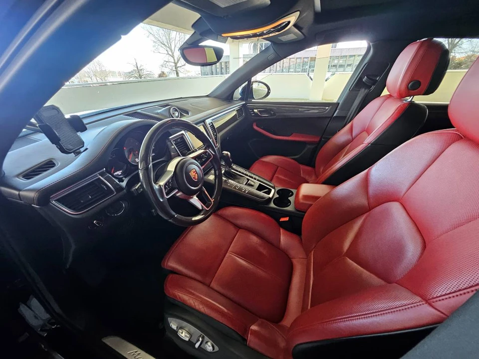 2016 Porsche Macan S - Image 5 of 12