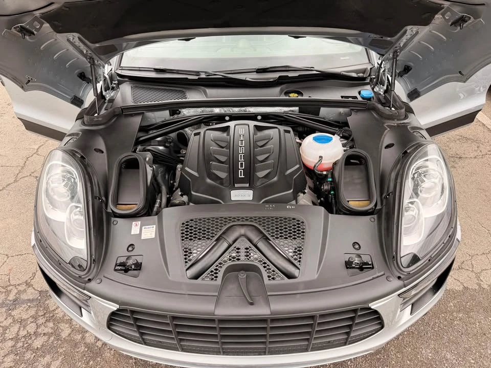 2016 Porsche Macan S - Image 2 of 6