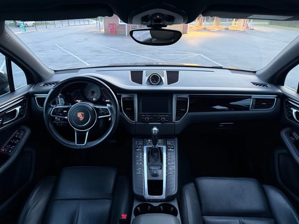 2016 Porsche Macan S - Image 18 of 19