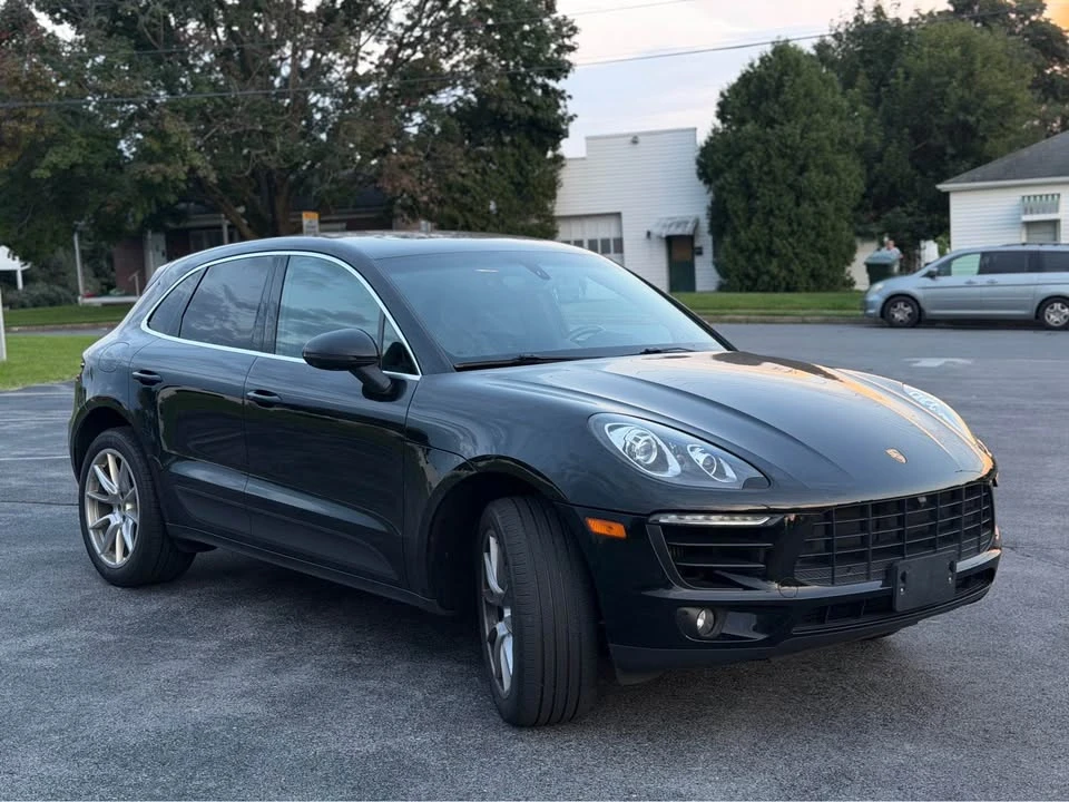 2016 Porsche Macan S - Image 2 of 19