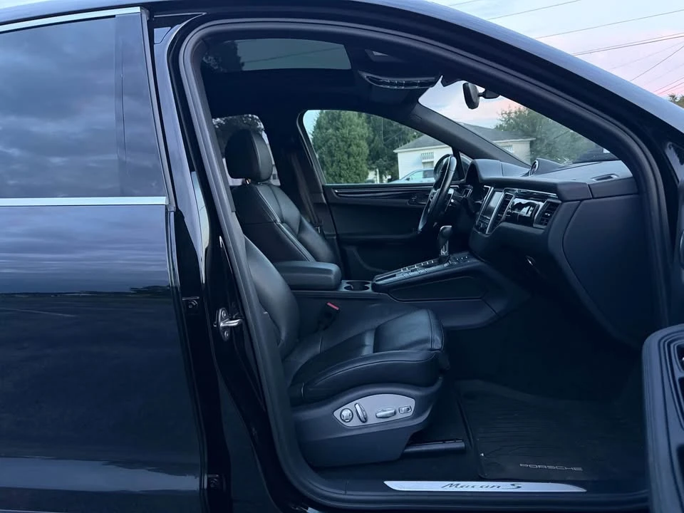 2016 Porsche Macan S - Image 16 of 19