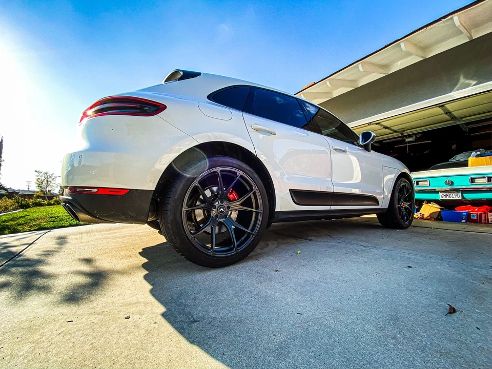 2016 Porsche Macan S - Image 6 of 10
