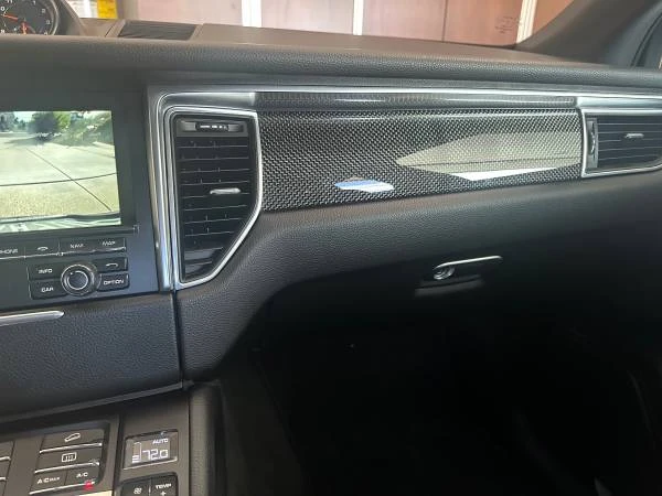 2016 Porsche Macan S - Image 10 of 21
