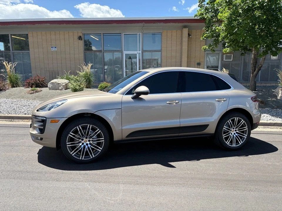 2016 Porsche Macan S - Image 17 of 21