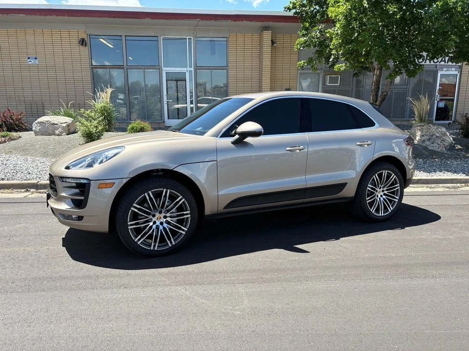 2016 Porsche Macan S - Image 14 of 21