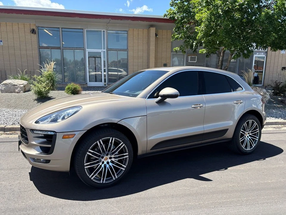 2016 Porsche Macan S - Image 16 of 31