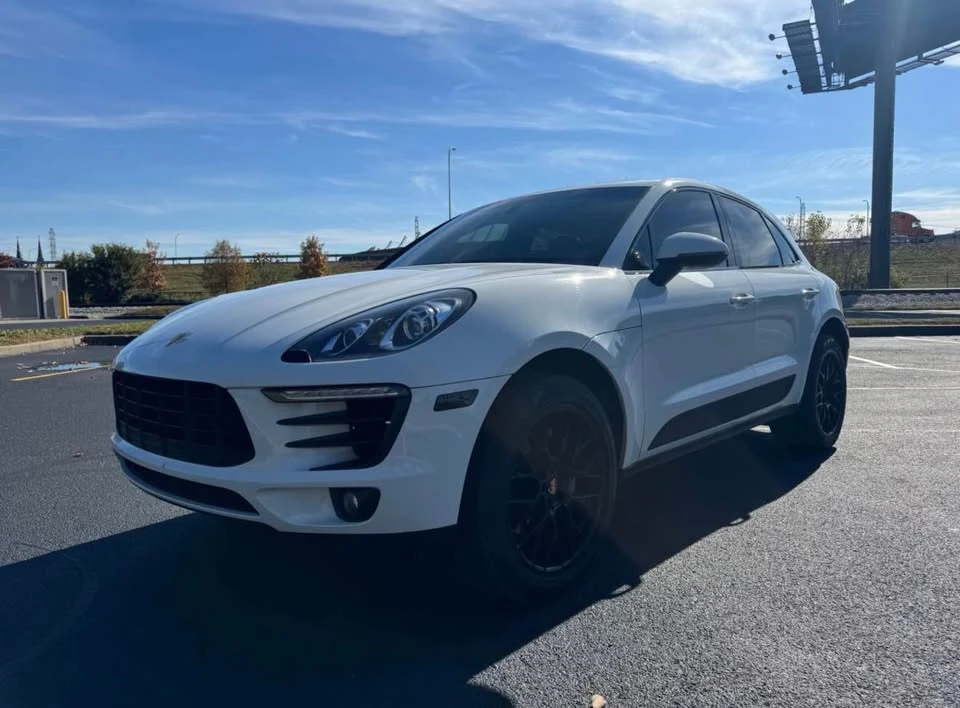2016 Porsche Macan S - Image 4 of 9
