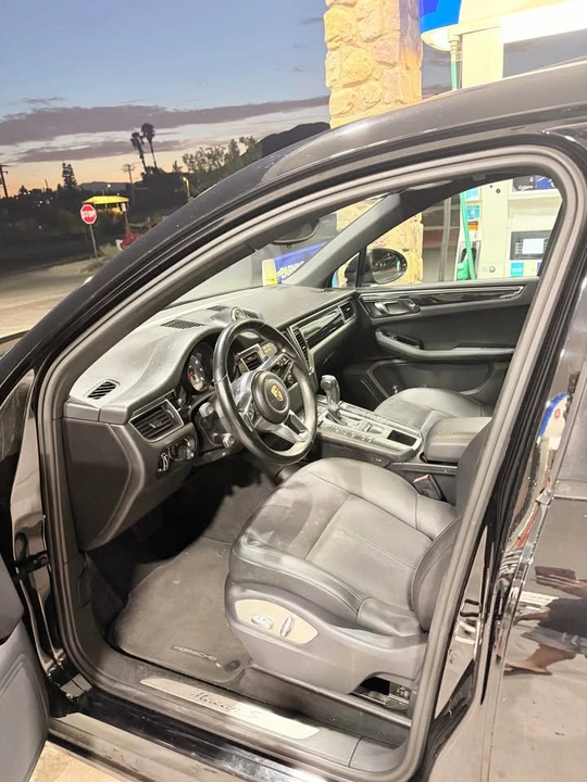 2016 Porsche Macan - Image 7 of 14