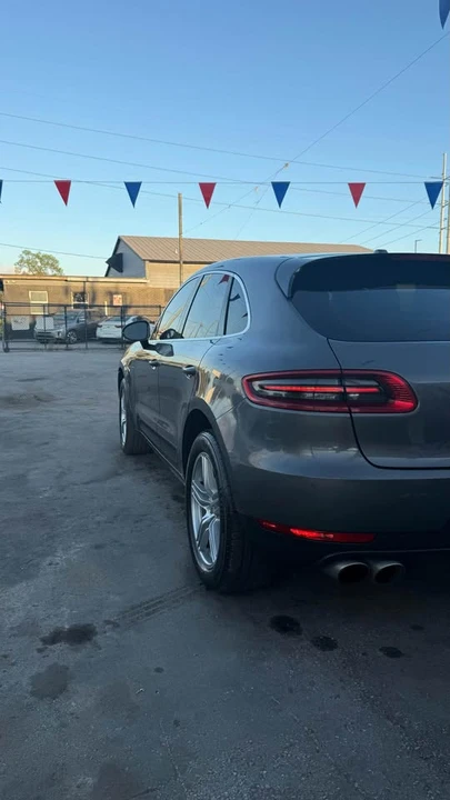 2016 Porsche Macan - Image 5 of 12