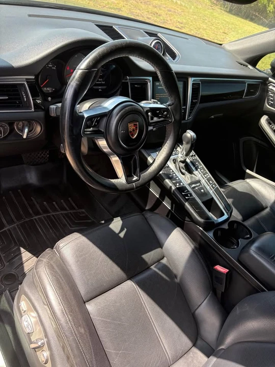 2016 Porsche Macan - Image 5 of 5