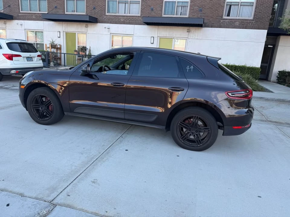 2016 Porsche Macan - Image 8 of 12