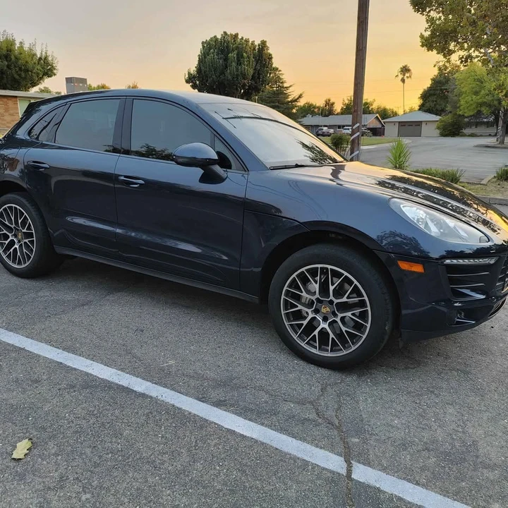 2016 Porsche Macan - Image 6 of 10