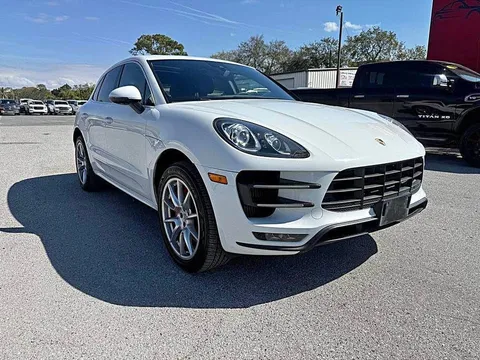 2016 Porsche Macan Turbo