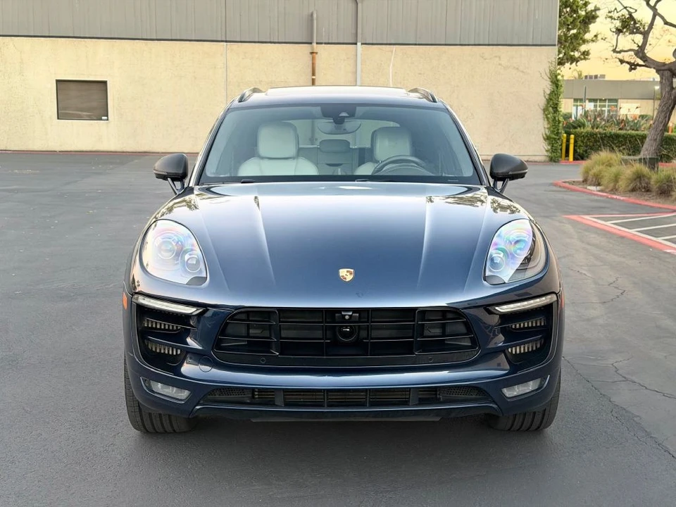 2016 Porsche Macan Turbo - Image 17 of 21