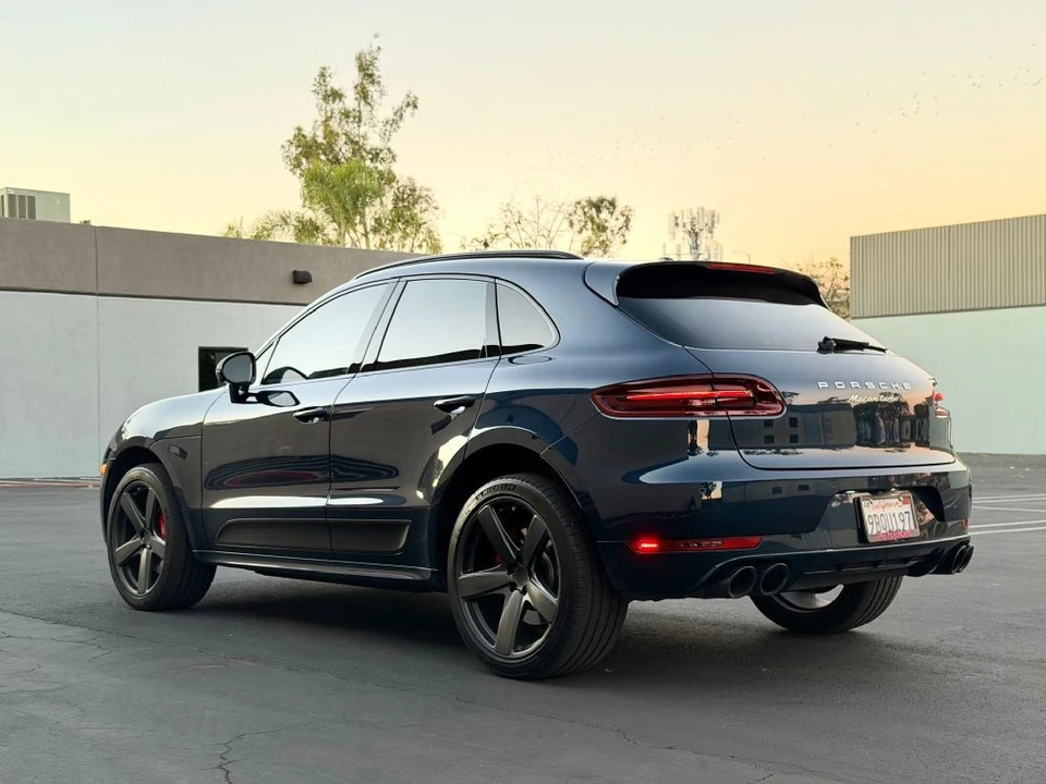 2016 Porsche Macan Turbo - Image 13 of 21