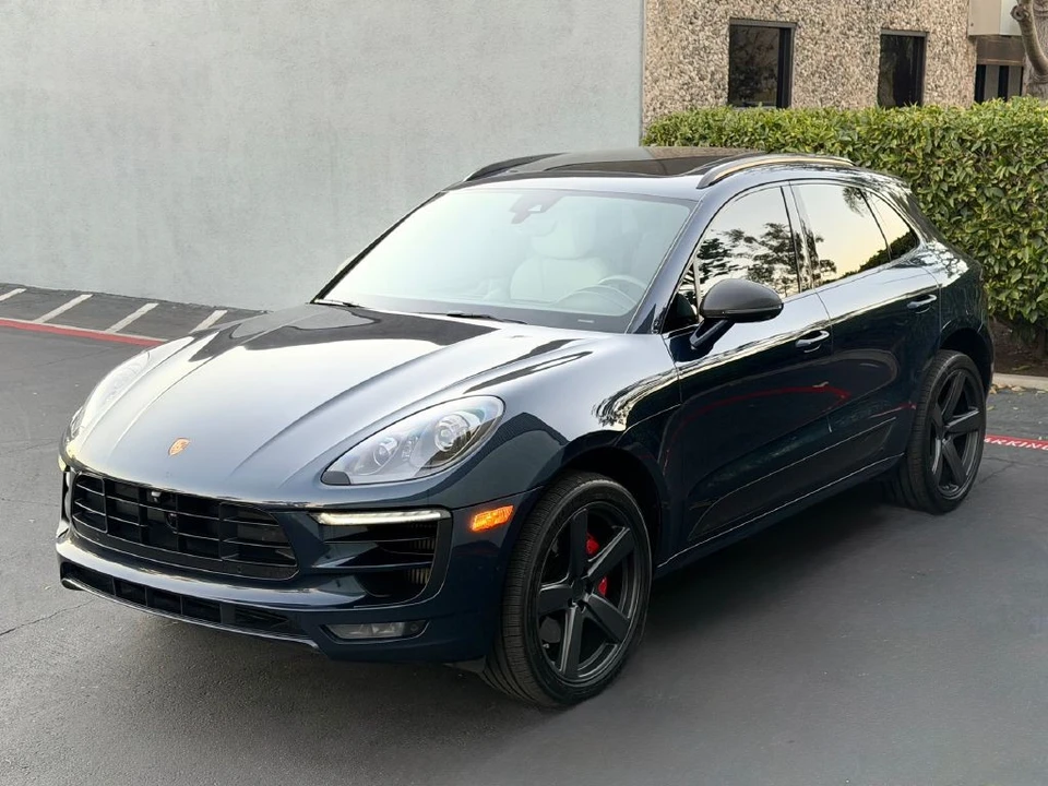 2016 Porsche Macan Turbo - Image 6 of 21