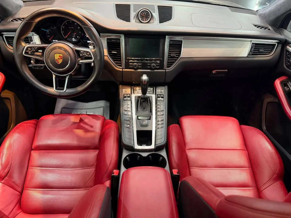 2016 Porsche Macan Turbo - Image 6 of 20