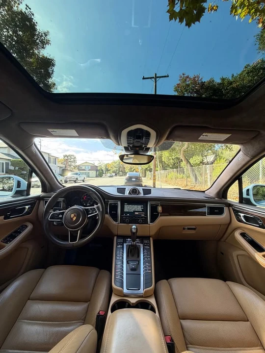 2016 Porsche Macan Turbo - Image 9 of 15