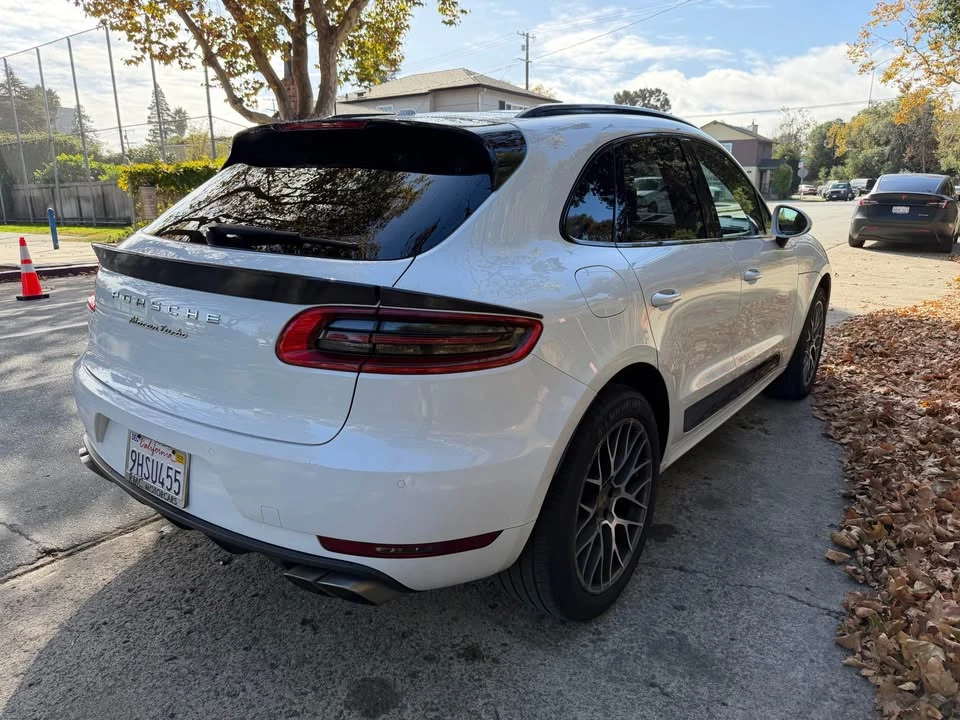 2016 Porsche Macan Turbo - Image 6 of 15