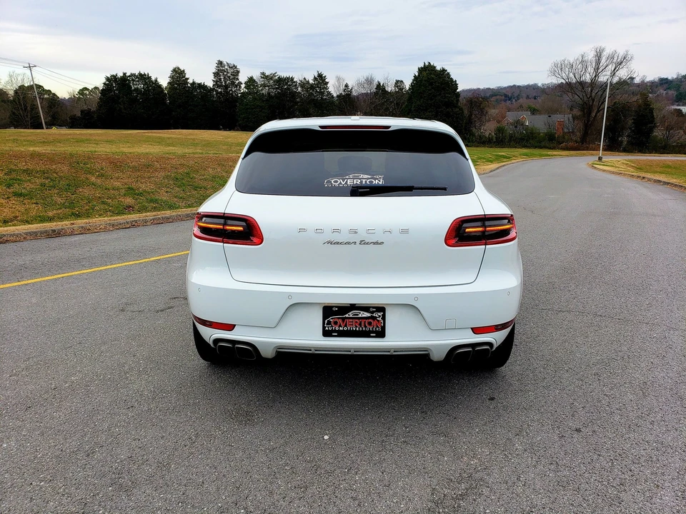 2016 Porsche Macan Turbo - Image 7 of 26