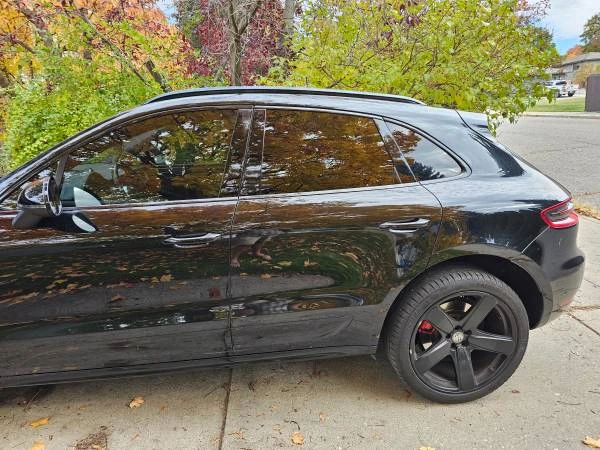 2016 Porsche Macan Turbo - Image 8 of 21