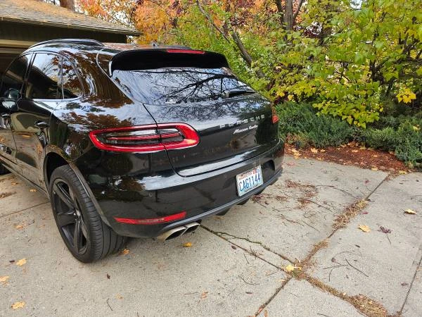 2016 Porsche Macan Turbo - Image 14 of 21