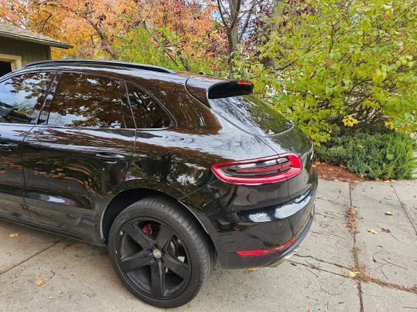 2016 Porsche Macan Turbo - Image 10 of 21