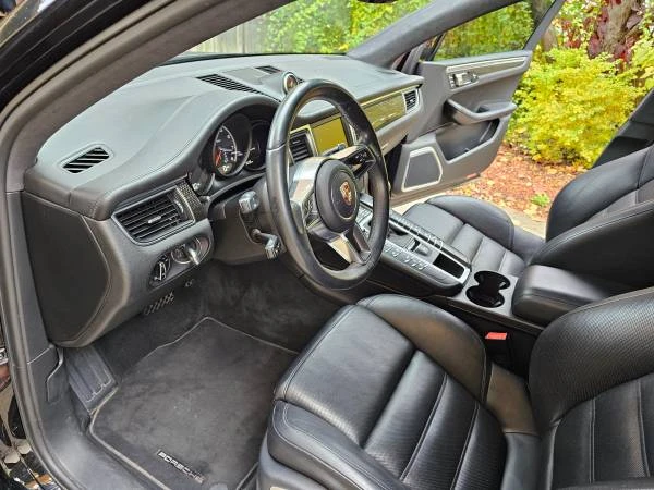 2016 Porsche Macan Turbo - Image 21 of 21