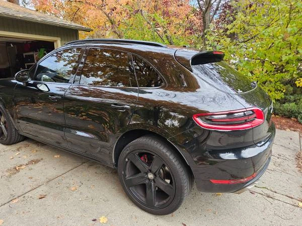 2016 Porsche Macan Turbo - Image 11 of 21