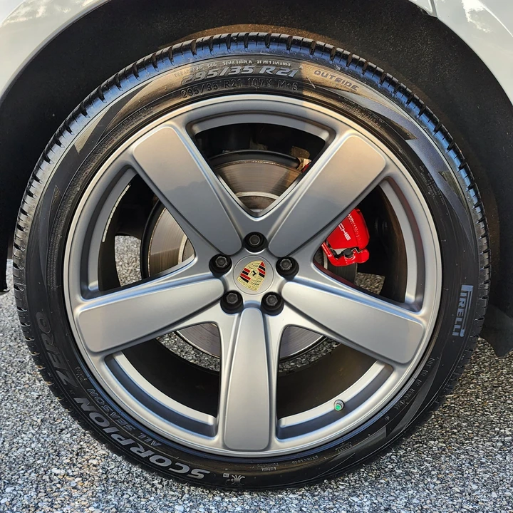 2016 Porsche Macan Turbo - Image 29 of 31