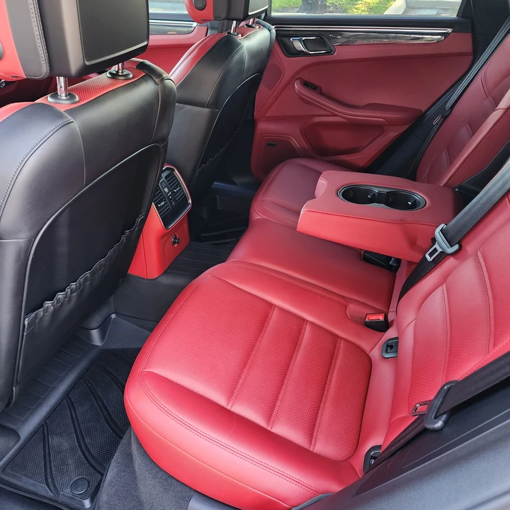 2016 Porsche Macan Turbo - Image 16 of 31