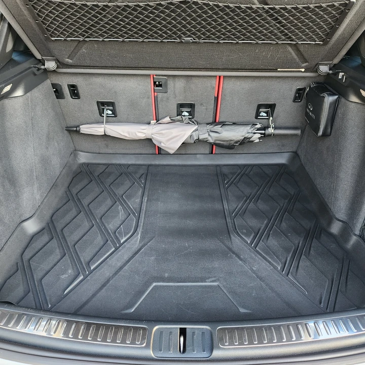 2016 Porsche Macan Turbo - Image 26 of 31