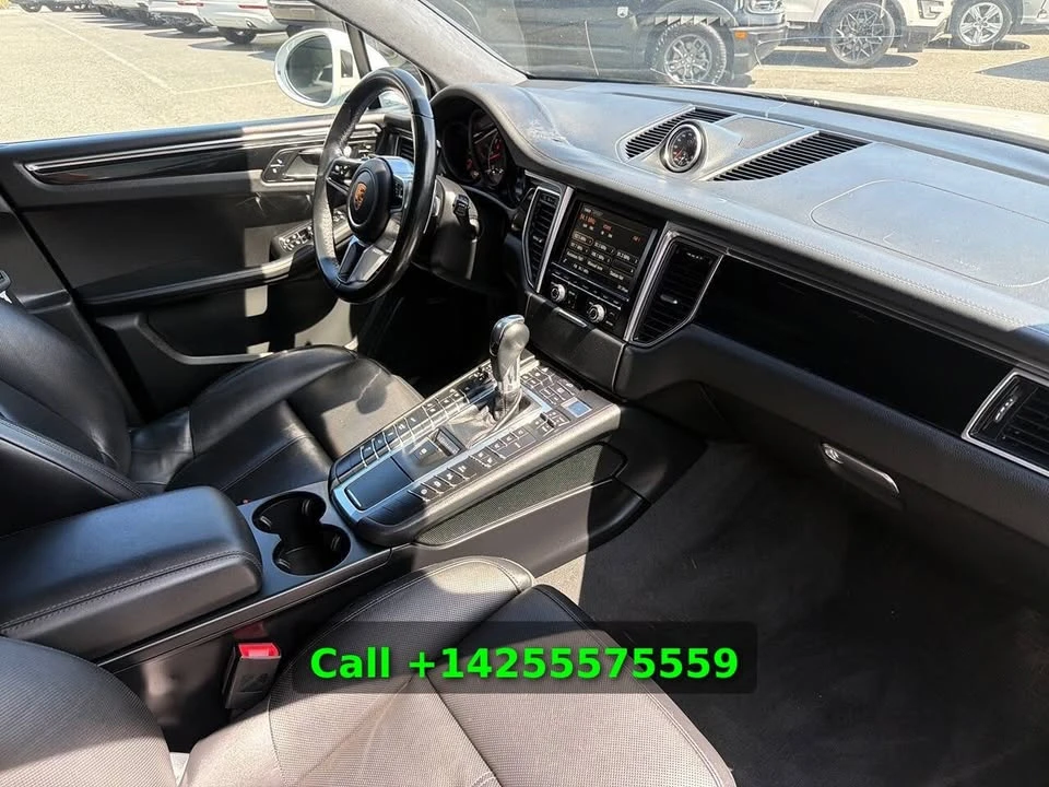 2016 Porsche Macan Turbo - Image 13 of 20