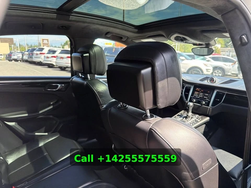2016 Porsche Macan Turbo - Image 17 of 20
