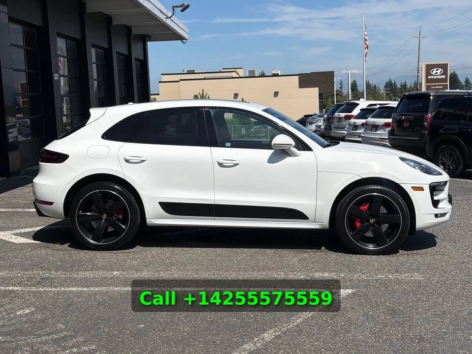 2016 Porsche Macan Turbo - Image 12 of 20