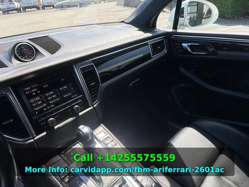 2016 Porsche Macan Turbo - Image 19 of 20