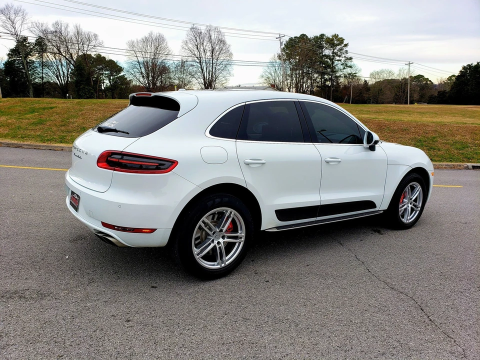 2016 Porsche Macan Turbo - Image 5 of 25