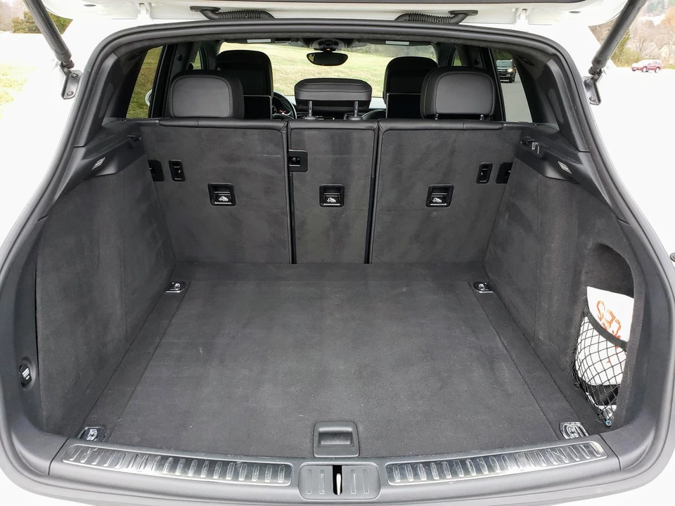 2016 Porsche Macan Turbo - Image 20 of 25