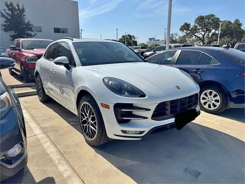 2016 Porsche Macan Turbo