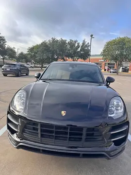 2016 Porsche Macan Turbo