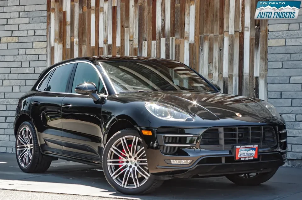 2016 Porsche Macan Turbo - Image 2 of 18