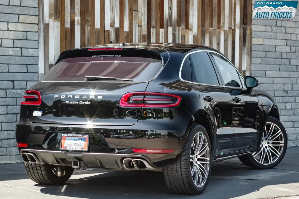 2016 Porsche Macan Turbo - Image 3 of 18