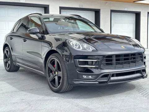 2016 Porsche Macan Turbo