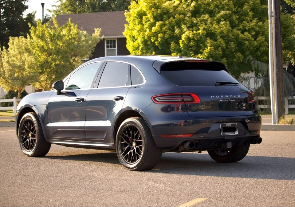 2016 Porsche Macan Turbo - Image 3 of 20