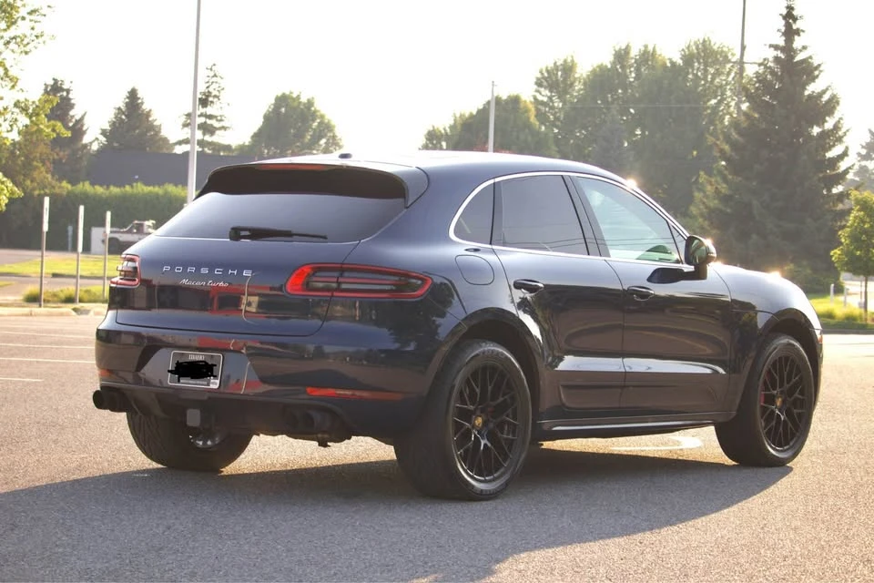 2016 Porsche Macan Turbo - Image 20 of 20