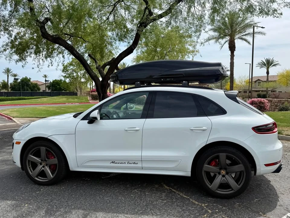2016 Porsche Macan Turbo - Image 10 of 12
