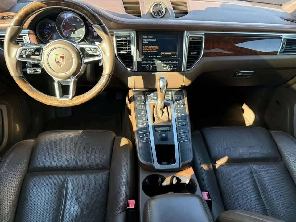 2016 Porsche Macan Turbo - Image 13 of 17