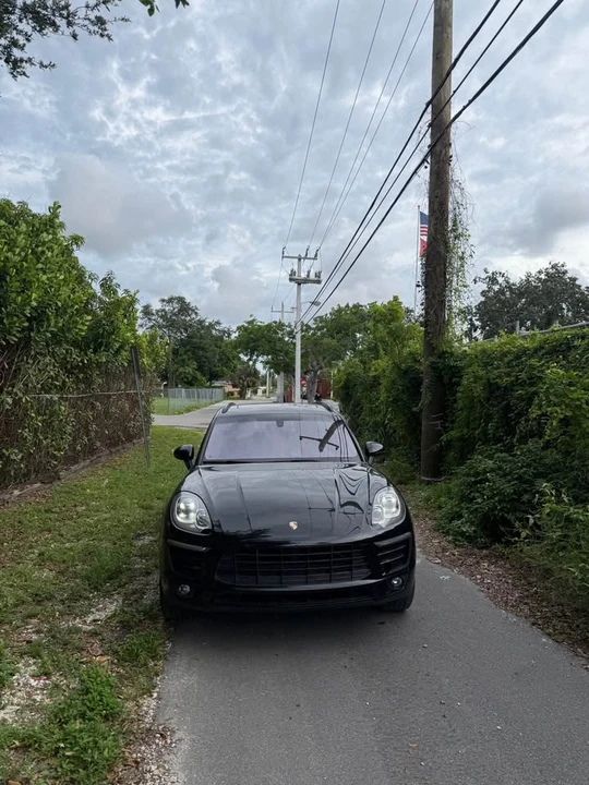 2016 Porsche Macan Turbo - Image 2 of 9